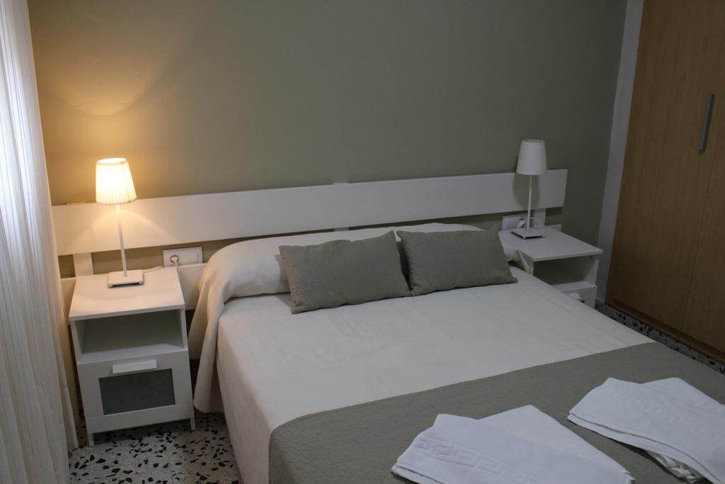 Apartamentos Bolonia Paraiso Exteriör bild